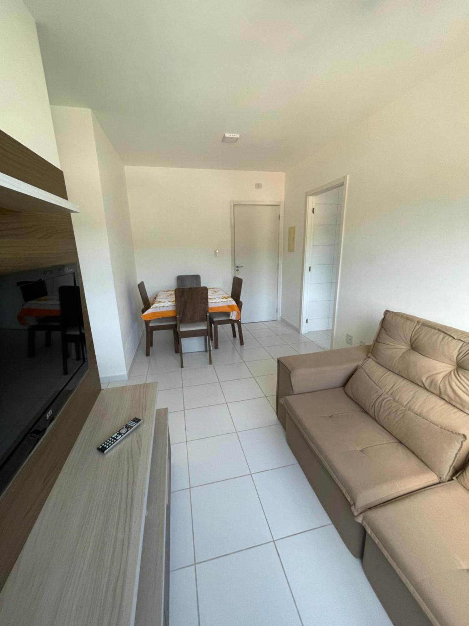 Apartamento No Setimo Andar - Estacionamento - 850 Metros Da Praia - Pet Friendly Caraguatatuba Exterior photo